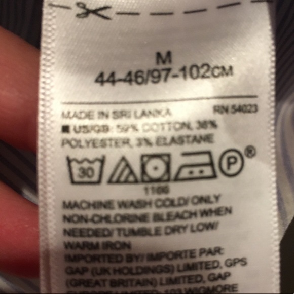 NWOT Banana Republic Slim Fit, Long Sleeve Shirt - Picture 4 of 6